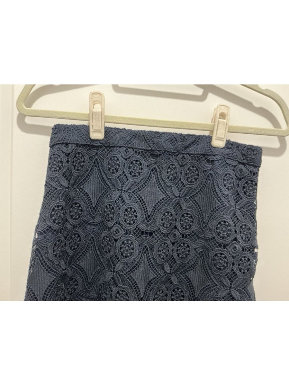 Hollister Size 3 Juniors Skirt Navy Lace Mini Zip Closure NWT - Picture 2 of 11